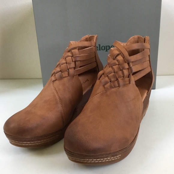 NIB Antelope Adassa Shoes for Sundance Catalog (7.5/8.5) - Picture 3 of 13